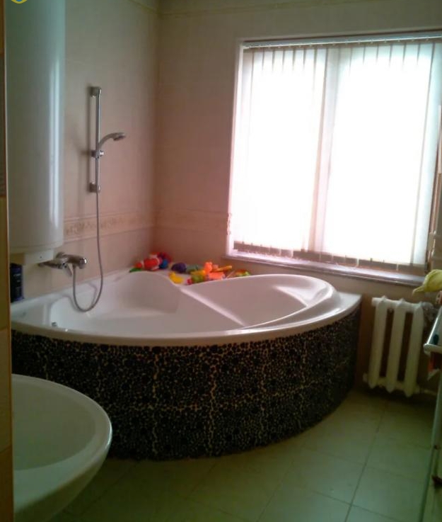 продажа многокомнатной квартиры номер A-173909 в Киевском районе, фото номер 9